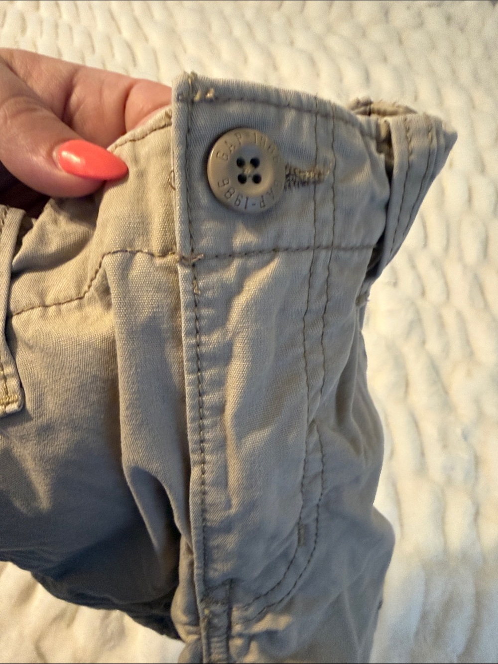 GAPKids Beige Khaki Cargo Shorts C4 - Picture 3 of 5